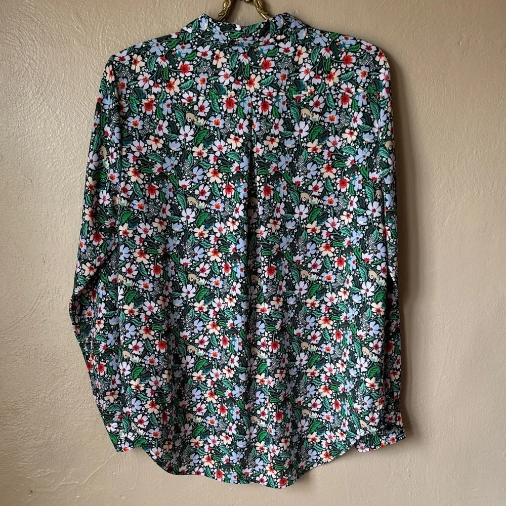 On 34th Floral Zebra Button-up Blouse Size Medium - Picture 4 of 5